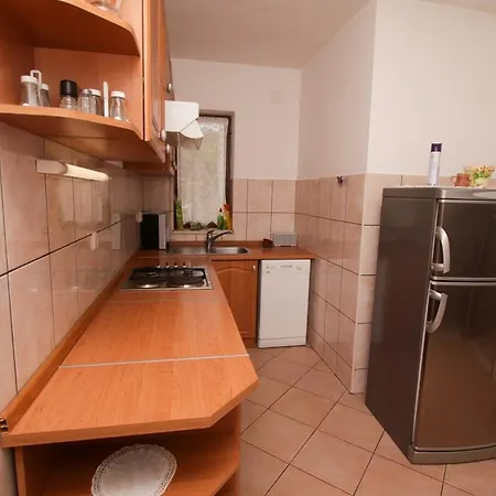 Nevena Pensión Splitska